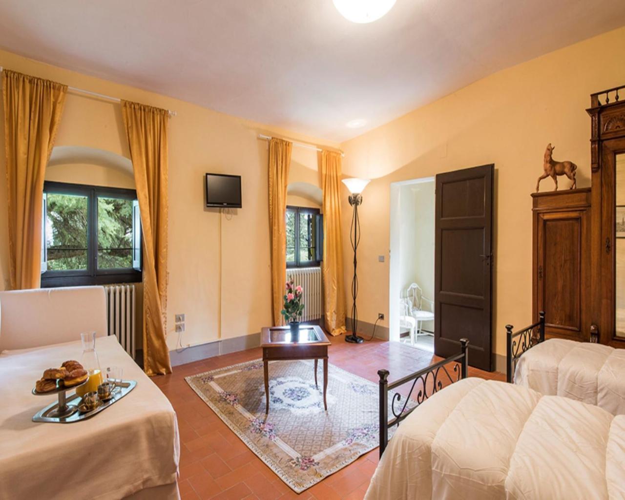 Villa Piandaccoli ลาสตรา อา ซินญา ภายนอก รูปภาพ