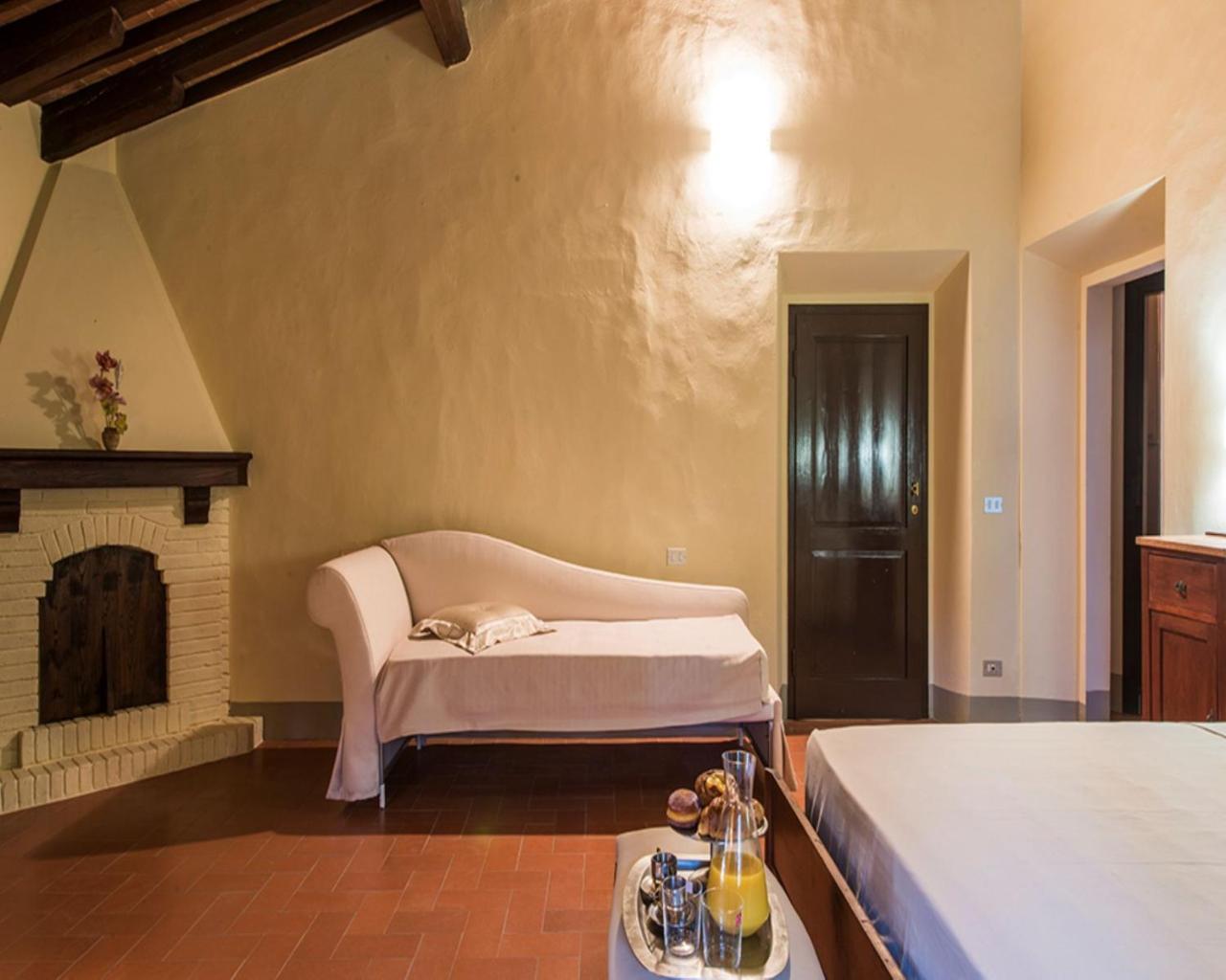 Villa Piandaccoli ลาสตรา อา ซินญา ภายนอก รูปภาพ