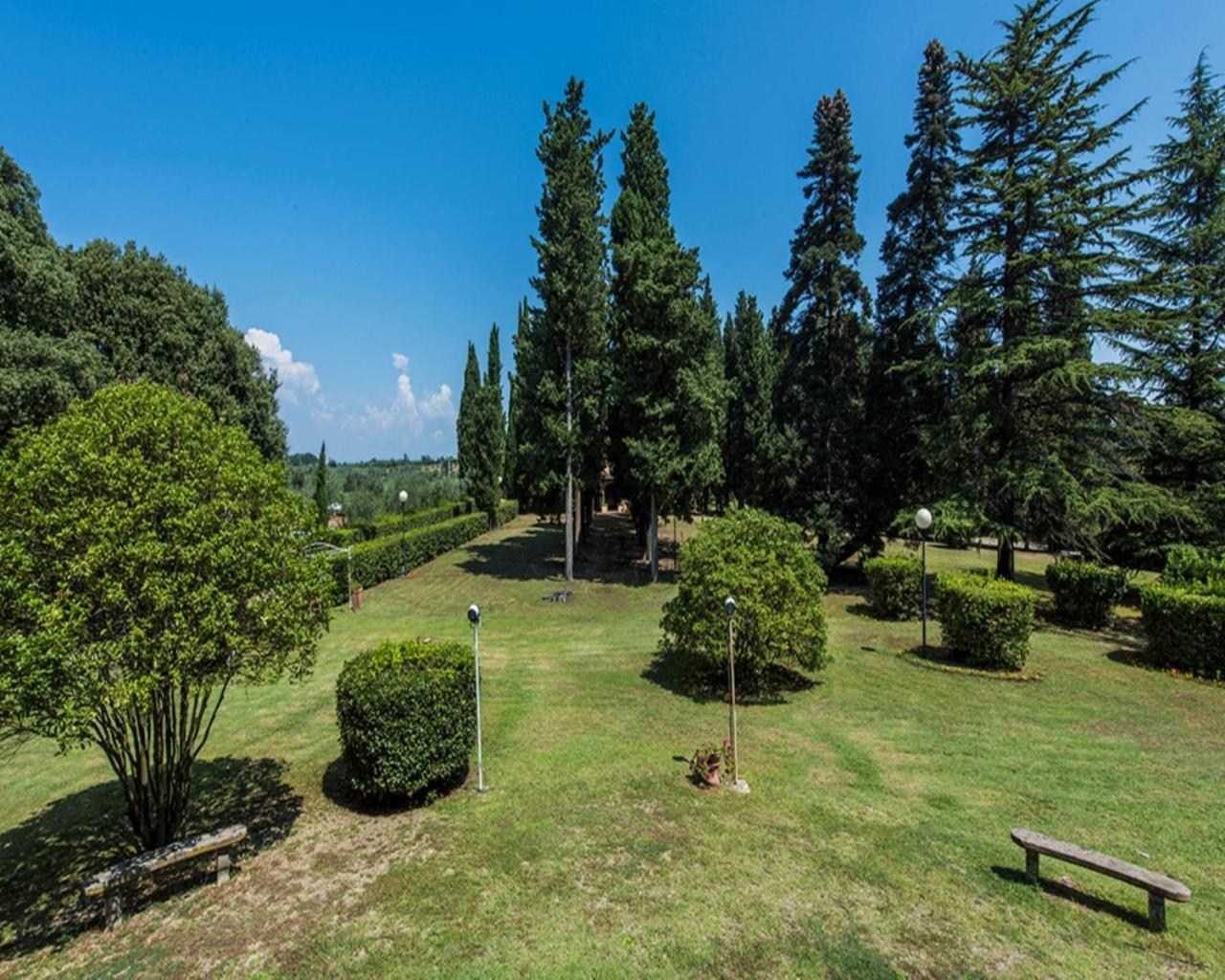 Villa Piandaccoli ลาสตรา อา ซินญา ภายนอก รูปภาพ