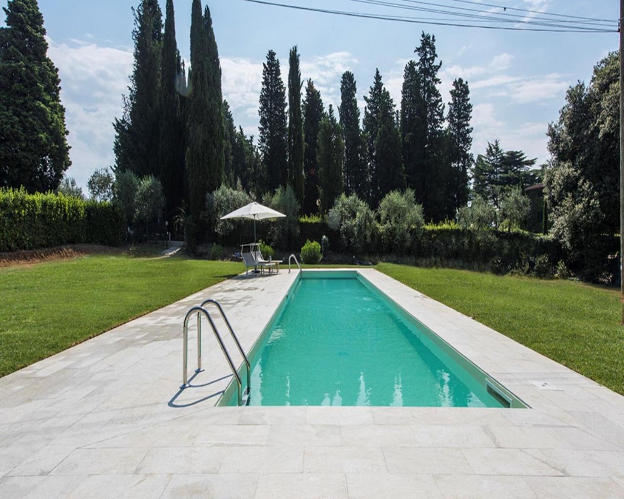 Villa Piandaccoli ลาสตรา อา ซินญา ภายนอก รูปภาพ